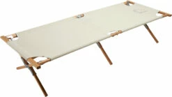 Nordisk Rold Houten Bed, Beige