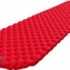 Sea To Summit Comfort Plus Geïsoleerde Mat Normaal, Rood 2 Sea To Summit Comfort Plus Geïsoleerde Mat Normaal, Rood -CAMPZ Winkels sea to summit comfort plus insulated mat regular red 1